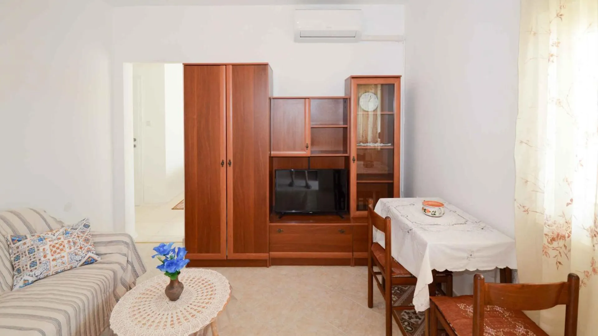 Apartment Studio In Pula/Istrien 38219