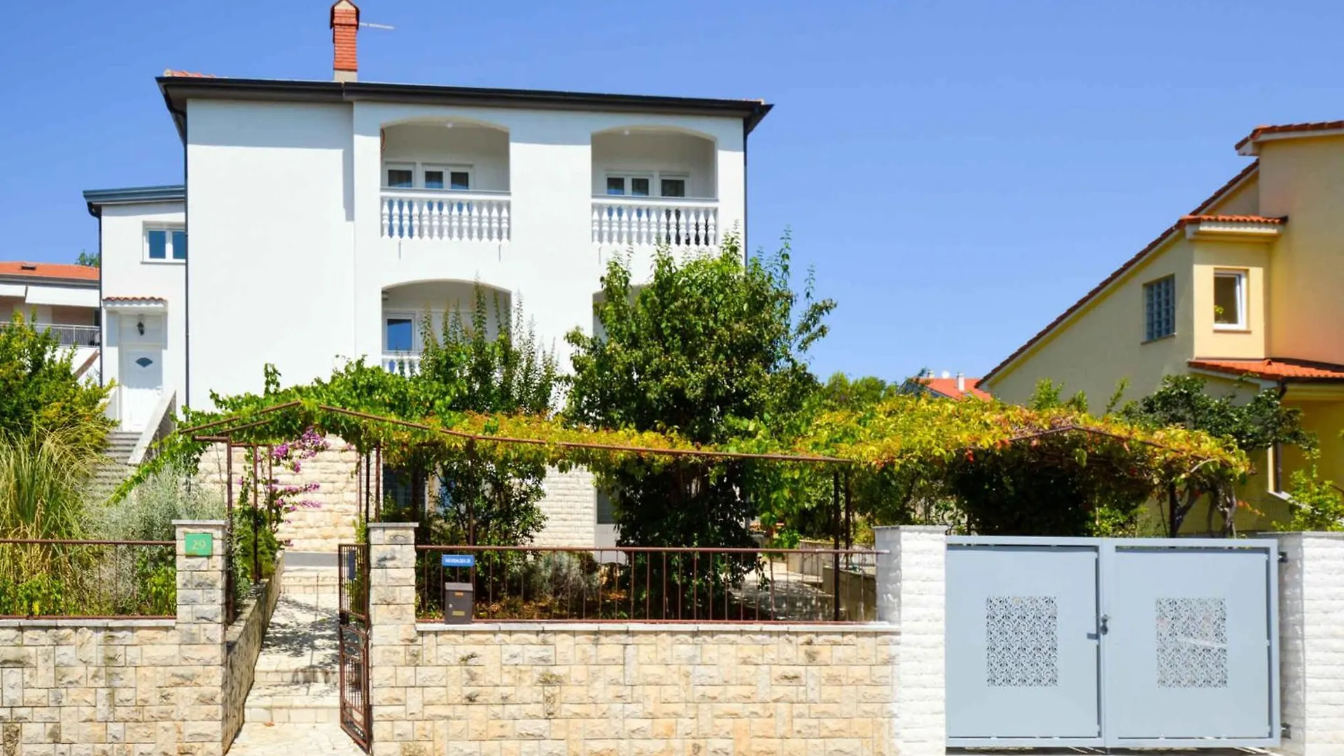 Apartment Studio In Pula/Istrien 38219